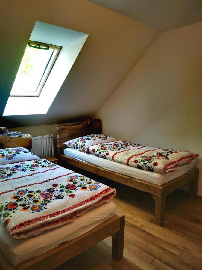 Hotel Koliba Senica Extérieur photo